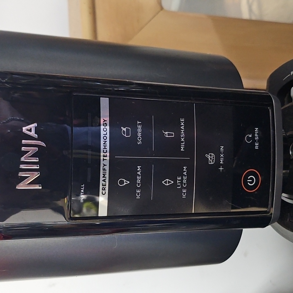 Ninja creami works beautifuly just don't use anymore
